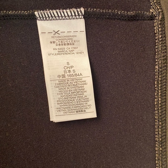 GapFit Scuba Olive Green Bomber Athleisure Jacket With Pockets Size Small - Picture 4 of 6